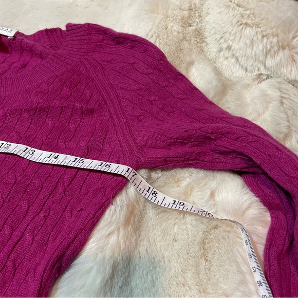 Kenar 100% 2 Ply Cashmere Mulberry Crew Neck Sweater Medium FLAWED - Picture 5 of 8